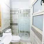 Апартаменты Aprosmeno Jacuzzi House 2