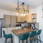 Aprosmeno Jacuzzi House 2 Апартаменты Агрос