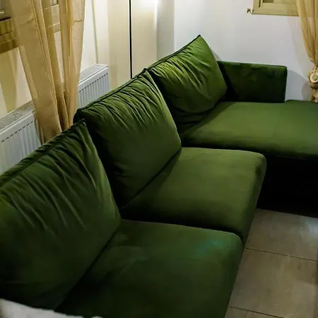 Aprosmeno Jacuzzi House 2 *