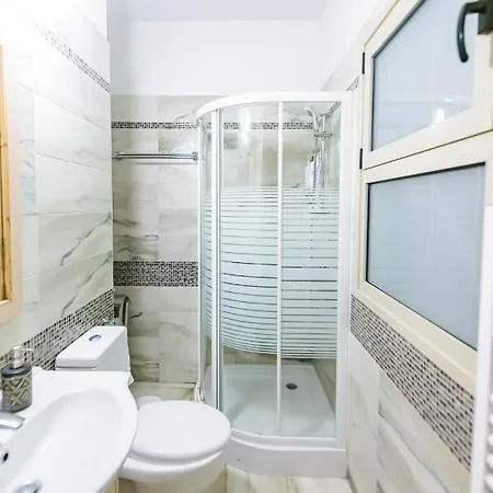 公寓 Aprosmeno Jacuzzi House 2