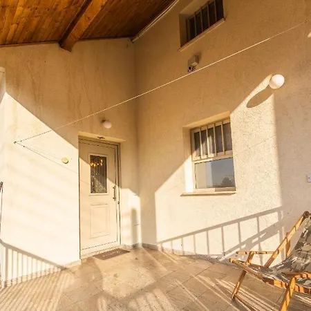Aprosmeno Jacuzzi House 2 * Αγρός