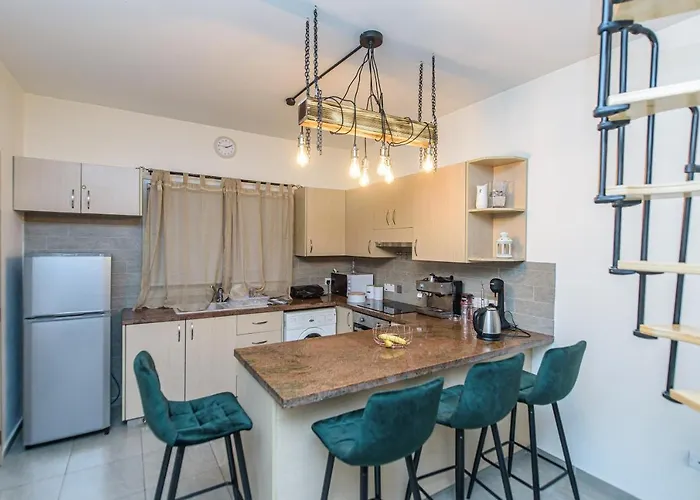 Aprosmeno Jacuzzi House 2 Апартаменты Агрос